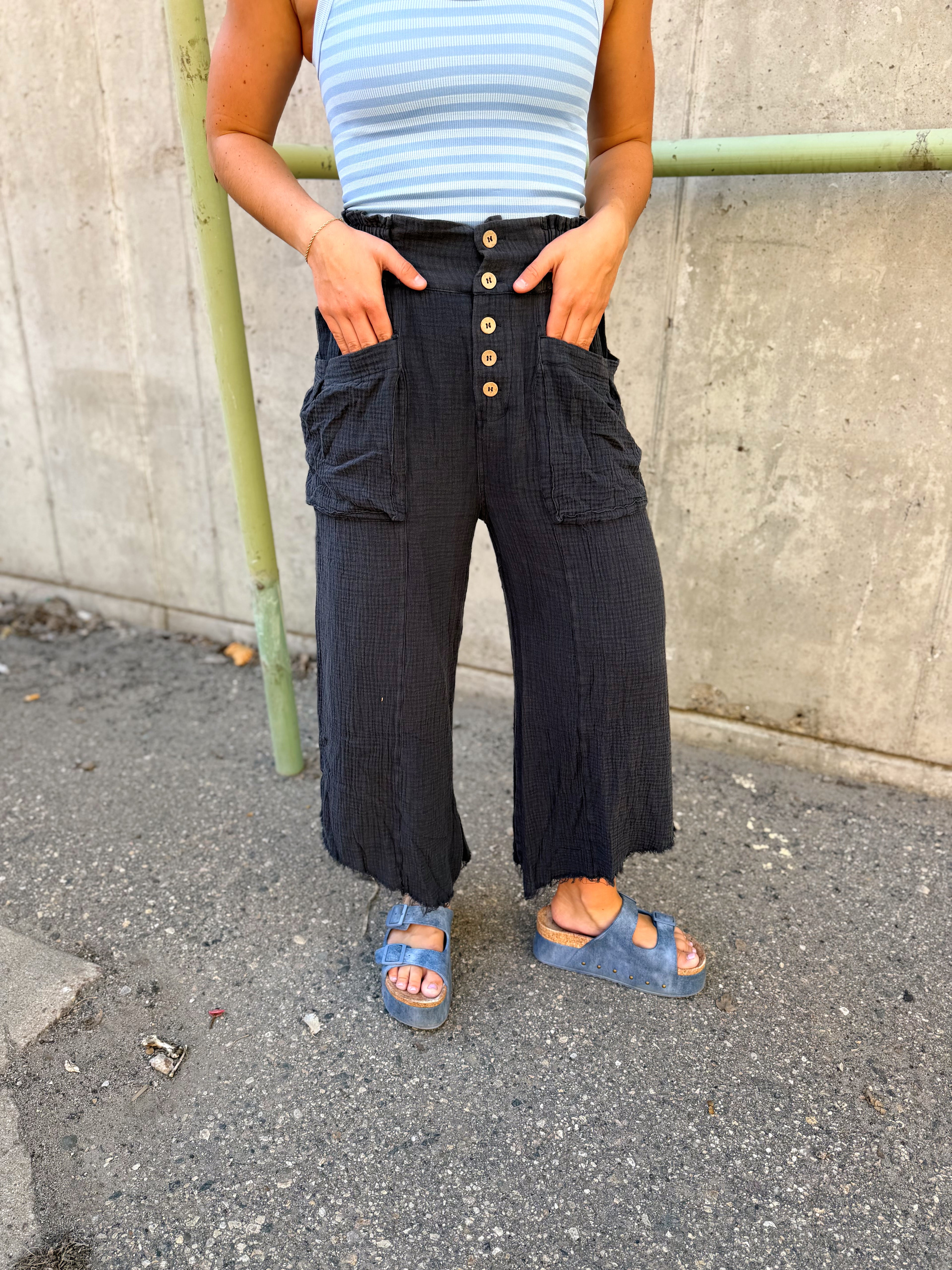 Fallon Fray Linen Pants