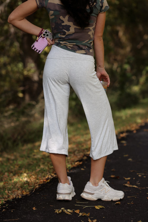 Callie Capri Pants
