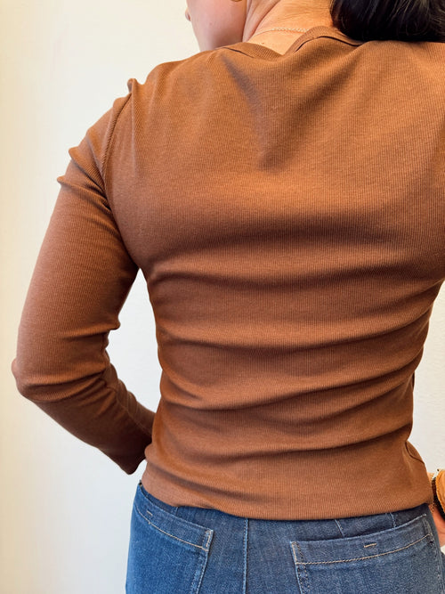 Hanson Long Sleeve Staple