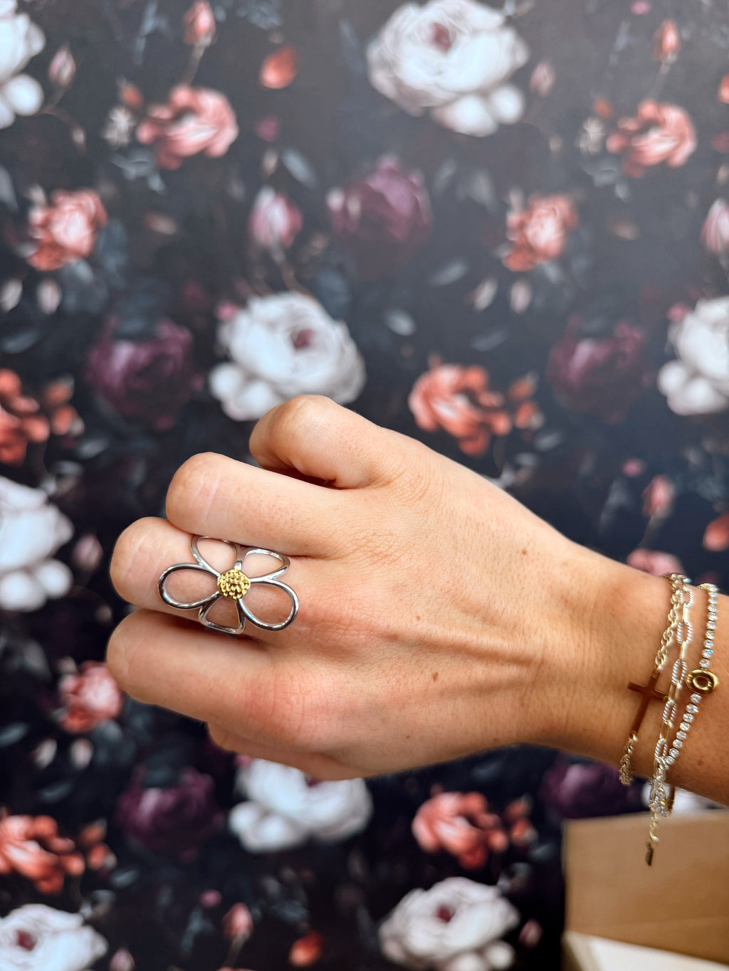 Lucy Floral Ring