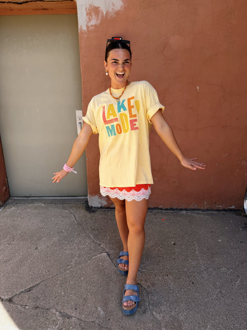 Lake Mode Butter Yellow Tee
