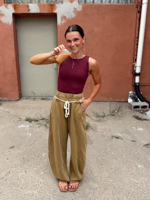 Boat Neck Tank