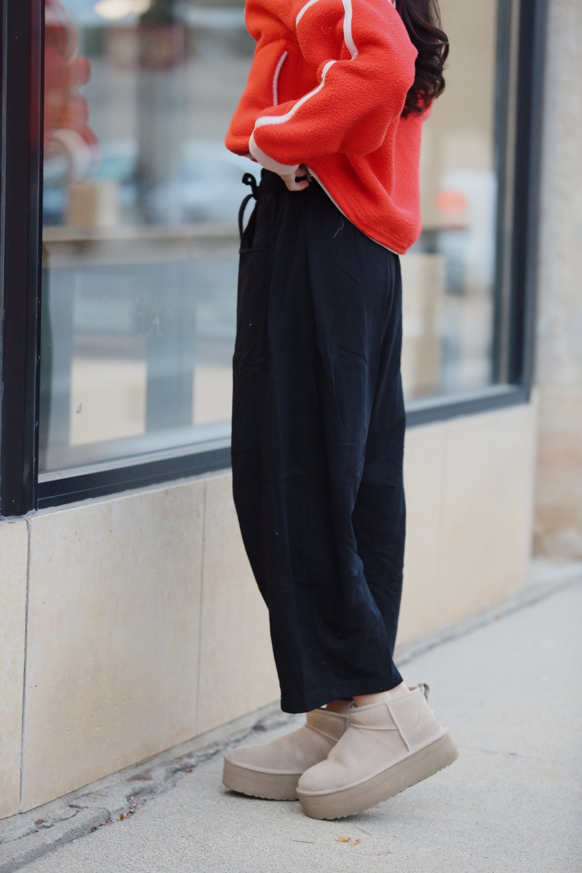 Essential Barrel Leg Sweatpant