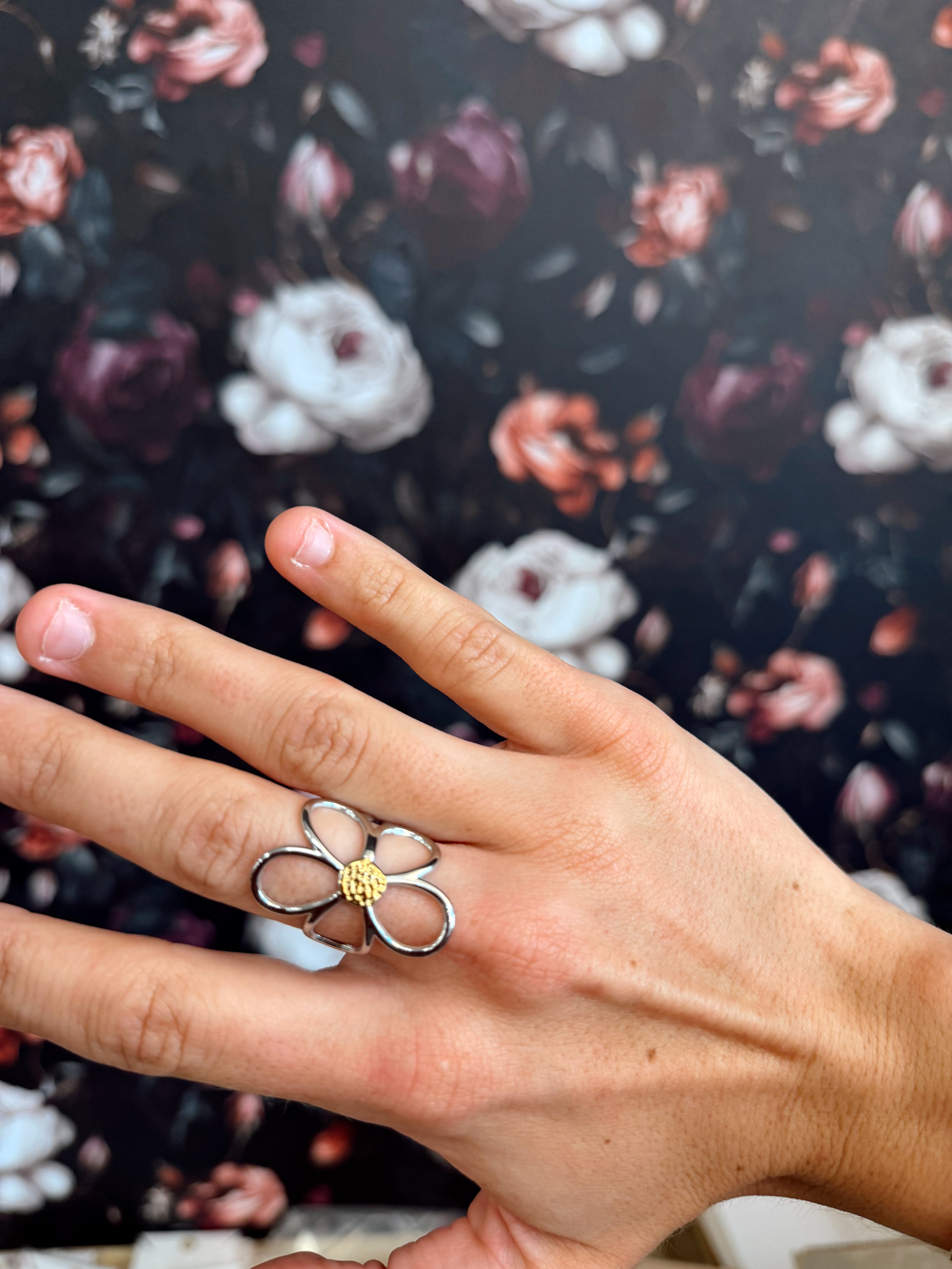 Lucy Floral Ring