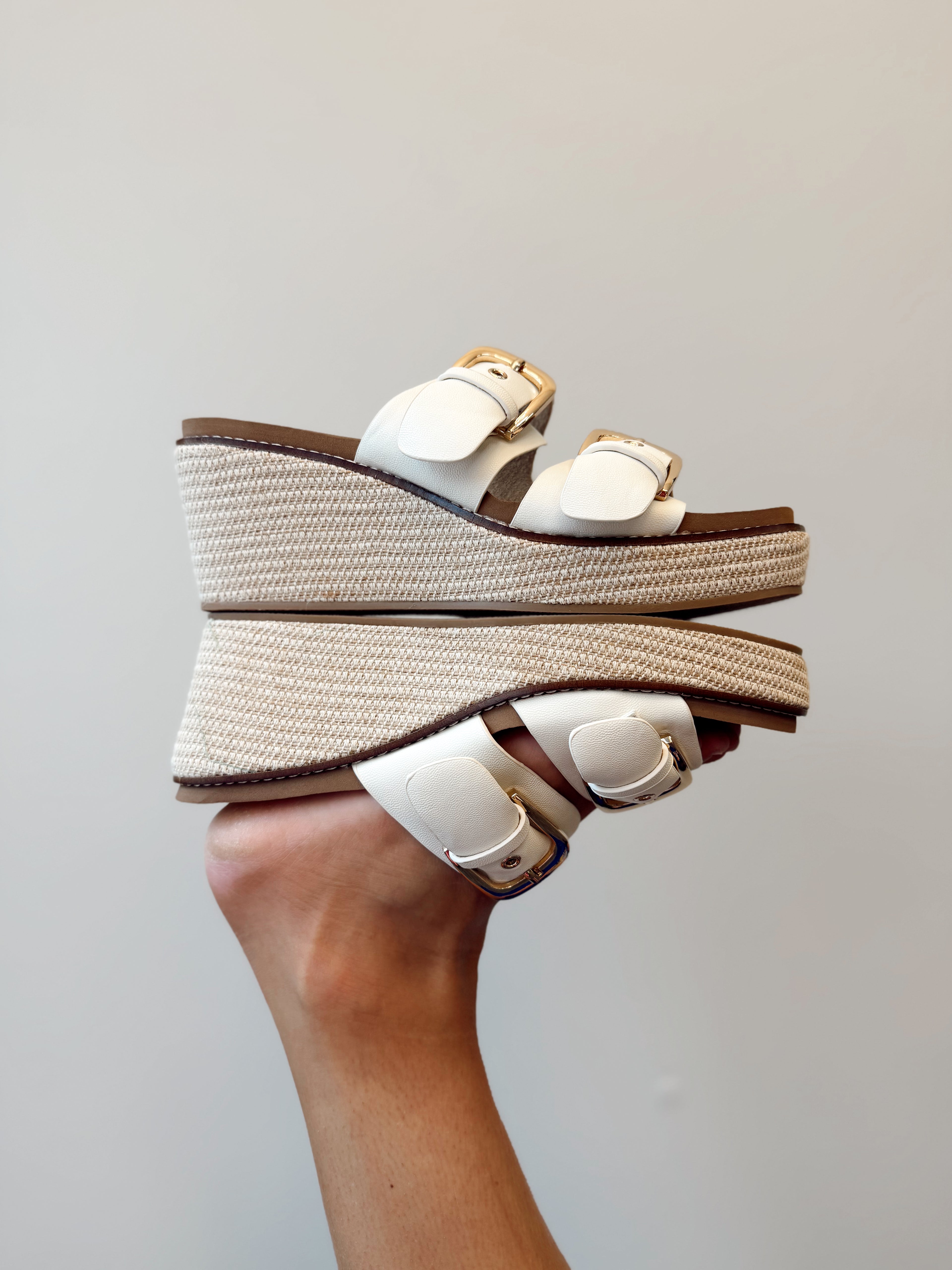 Manifest Sandal