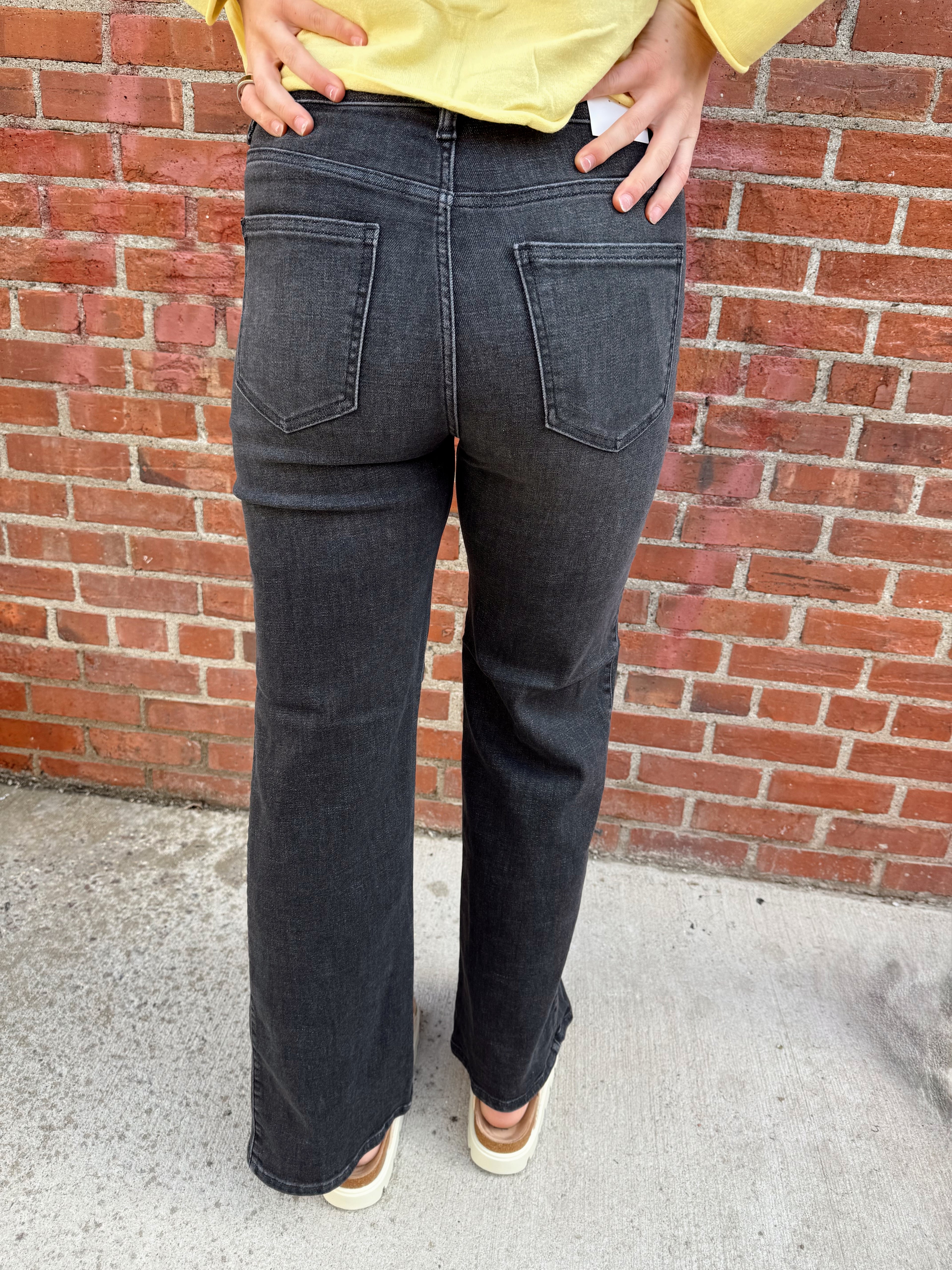 Bennet Black Wide Leg Jean