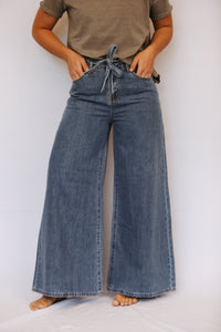 Wren Wide Leg Belt Pants