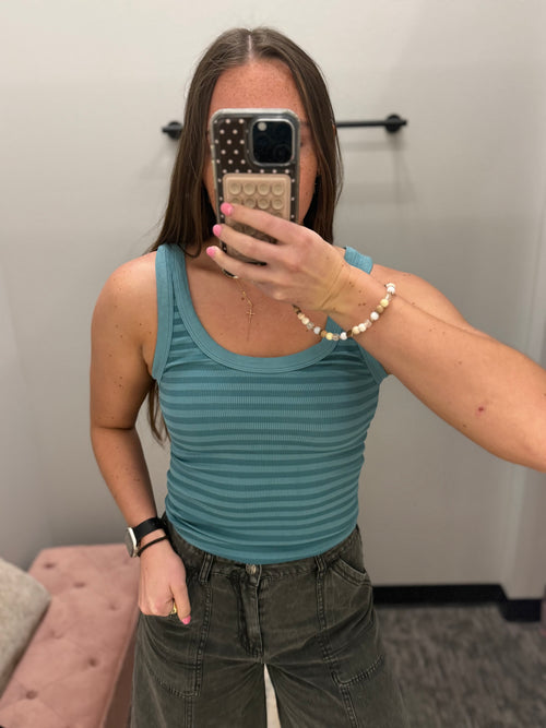 Reversible Stripe Tank