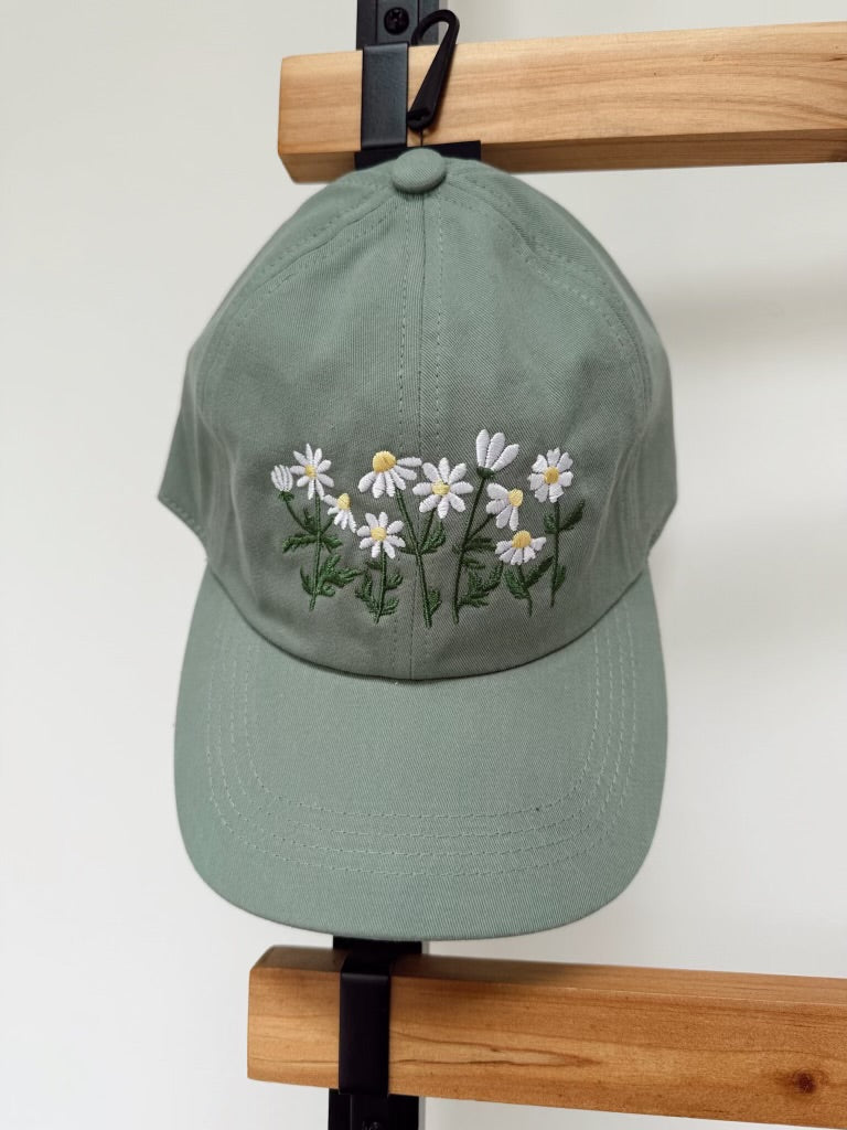Daisy Bloom Baseball Hat