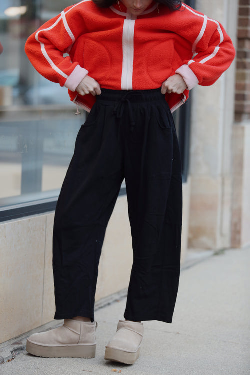 Essential Barrel Leg Sweatpant
