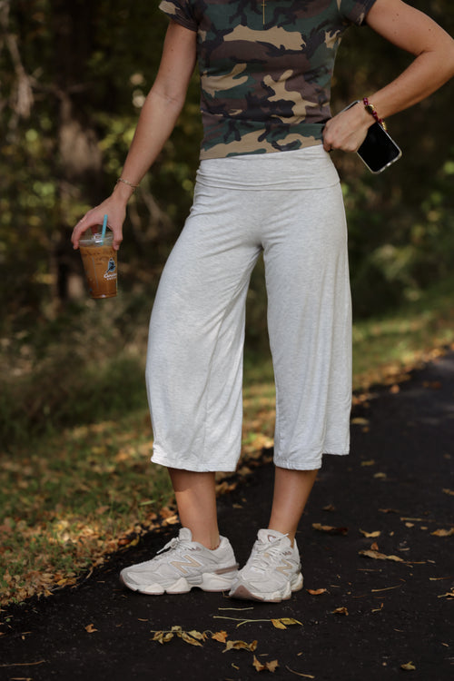 Callie Capri Pants
